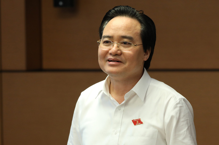 Bộ trưởng Phùng Xuân Nhạ giải trình, tiếp thu luật Giáo dục sửa đổi tại Hội nghị đại biểu Quốc hội chuyên trách sáng 4/4. Ảnh: HT